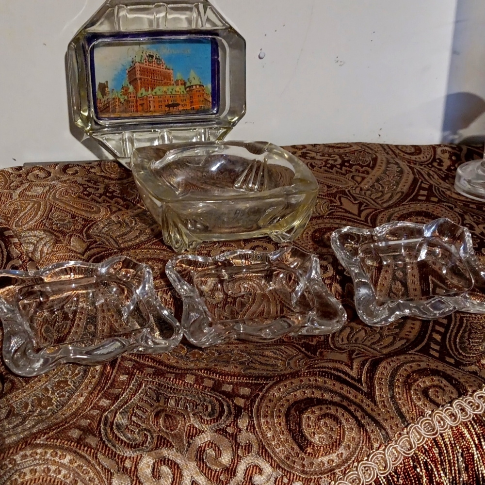 Set of 5 vintage ashtrays
